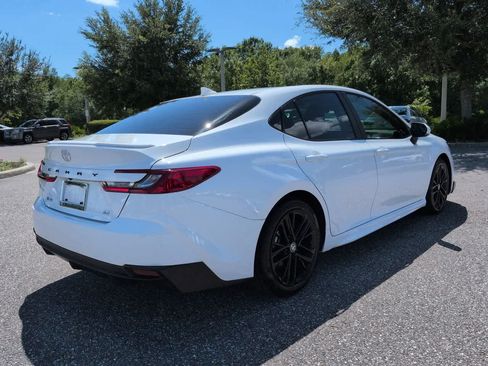 Used 2026 Toyota Camry SE FWD image 6