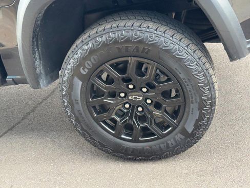 Used 2025 Chevrolet Colorado Trail Boss image 7