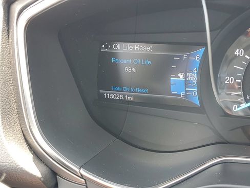 Used 2017 Ford Fusion SE w/ Fusion SE Technology Package AWD/4WD image 17