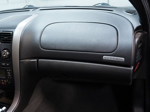 Used 2006 Pontiac GTO image 40