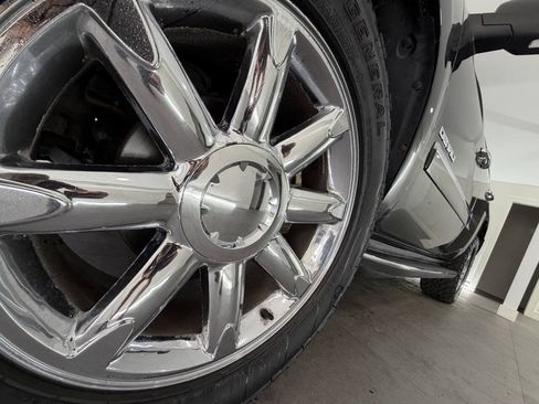 Used 2013 GMC Yukon Denali AWD/4WD image 33