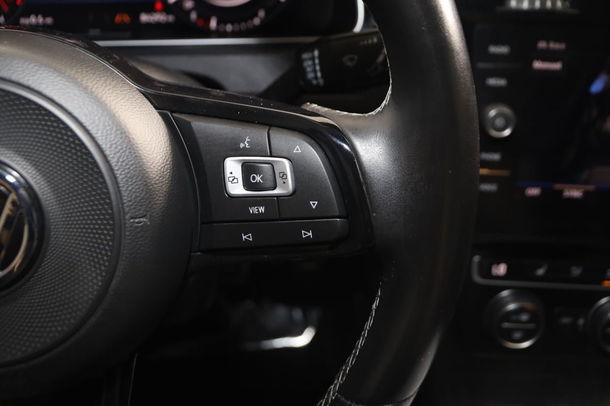 Used 2019 Volkswagen Golf 4-Door AWD/4WD image 30