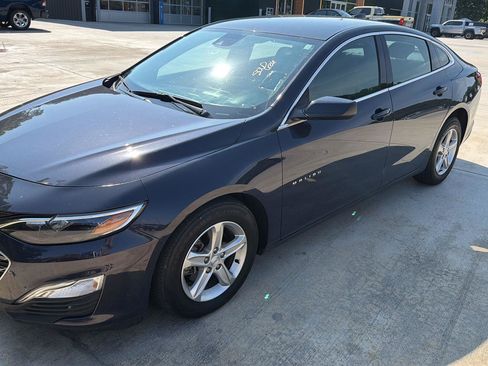 Used 2025 Chevrolet Malibu LS FWD image 7