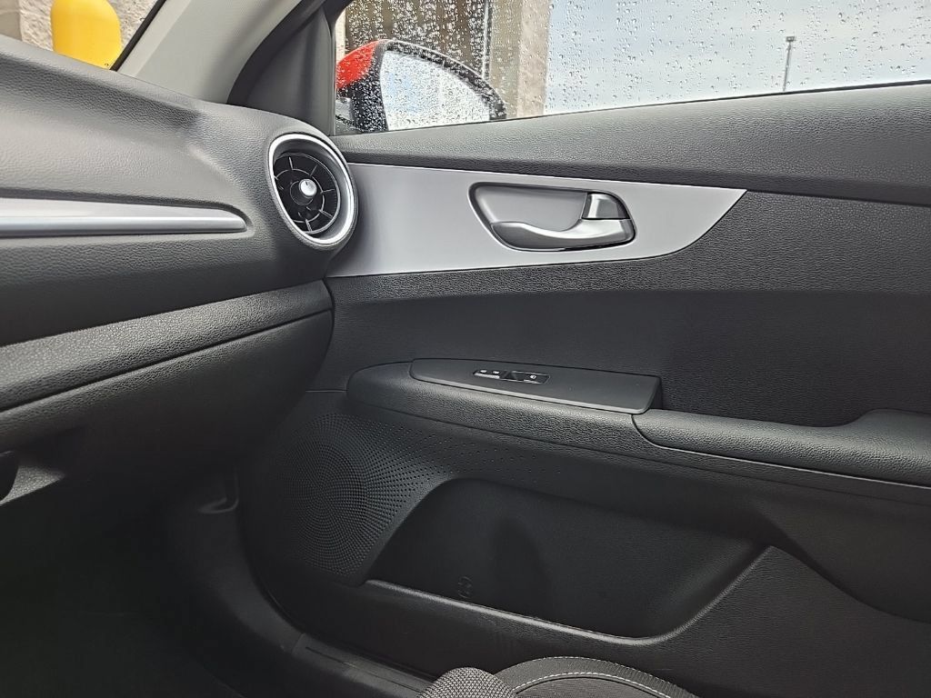 Certified 2023 Kia Forte LXS FWD image 24