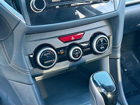 Used 2023 Subaru Crosstrek 2.5i Limited w/ Moonroof Package image 15