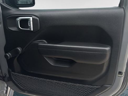 Used 2022 Jeep Wrangler Unlimited Sport AWD/4WD image 10
