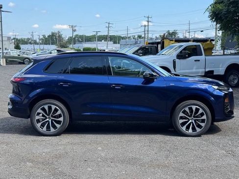 New 2026 Audi Q3 quattro 2.0T AWD/4WD image 9