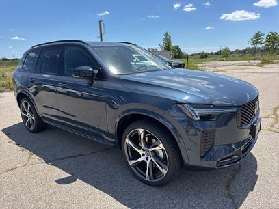 New 2026 Volvo XC90 B6 Ultra w/ Lounge Package