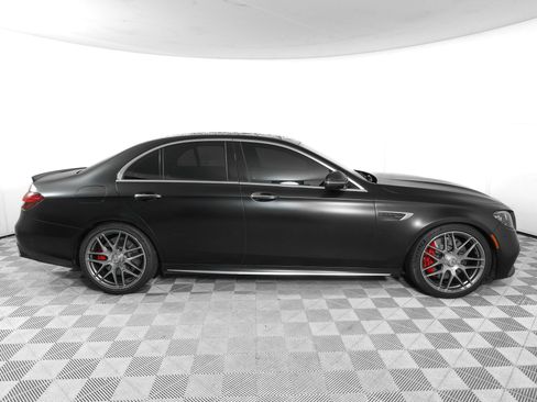 Used 2023 Mercedes-Benz E 63 AMG S image 3