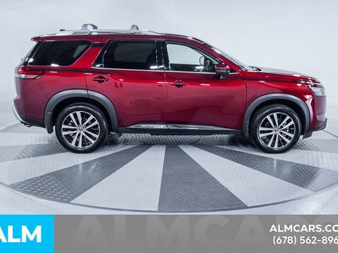 Used 2025 Nissan Pathfinder Platinum w/ Cargo Package AWD/4WD image 11