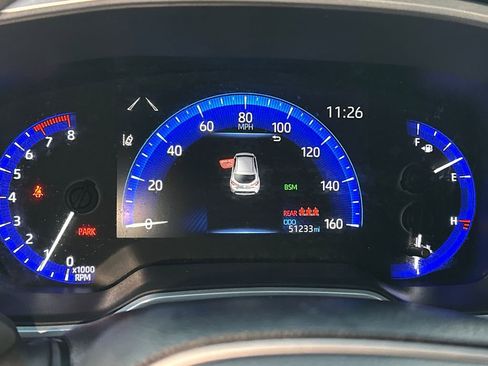 Used 2020 Toyota Corolla XSE image 27