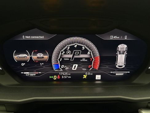 Used 2021 Lamborghini Urus image 22