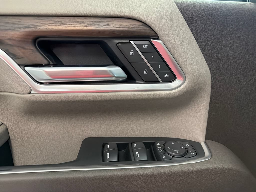 New 2026 GMC Sierra 2500 SLT AWD/4WD image 12
