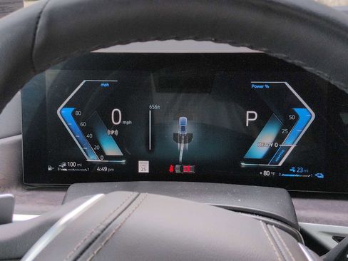 Used 2025 BMW X5 xDrive50e w/ Executive Package image 36