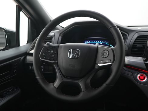 Used 2024 Honda Odyssey Sport image 19