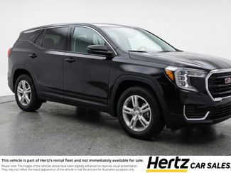 Used 2024 GMC Terrain SLE video 1
