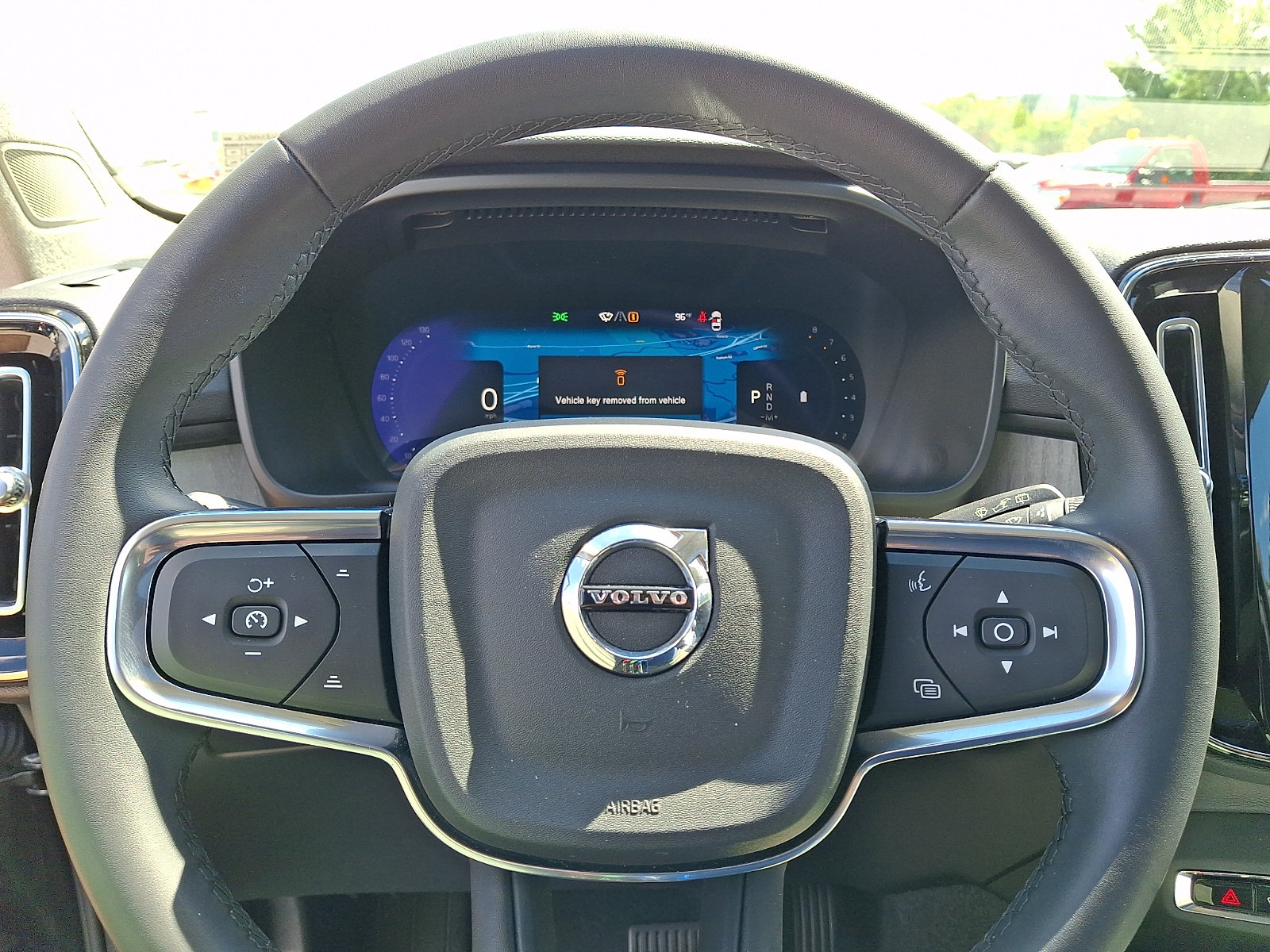 Used 2024 Volvo XC40 B5 Plus w/ Protection Package Premier AWD/4WD image 21