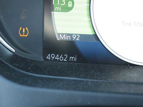 Used 2019 Chevrolet Bolt LT FWD image 11