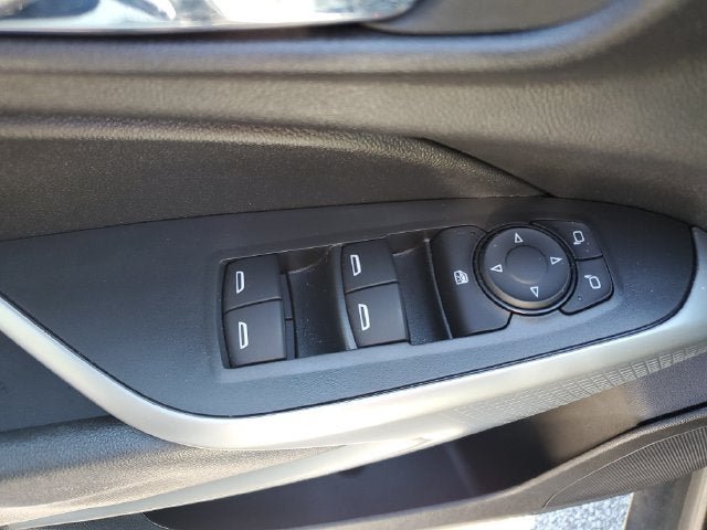 Used 2025 Chevrolet Trax RS w/ Driver Confidence Package FWD image 24