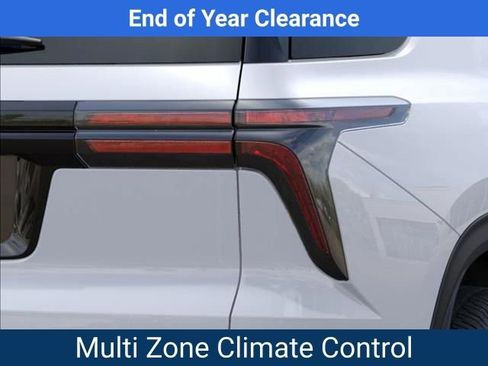 New 2025 Chevrolet Traverse LT w/ Sun and Wheel Package image 12