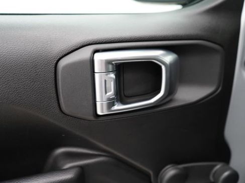 Used 2024 Jeep Wrangler Sport image 10