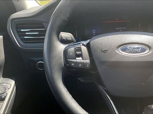 Certified 2023 Ford Escape Active AWD/4WD image 18
