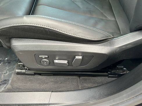 Used 2025 BMW X3 xDrive30i AWD/4WD image 17