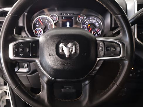 Used 2025 RAM 2500 Big Horn AWD/4WD image 3