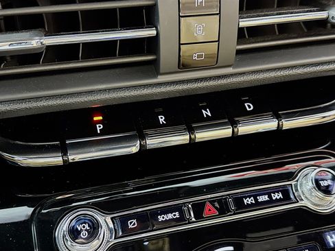 Used 2020 Lincoln Corsair Reserve w/ Elements Package image 21