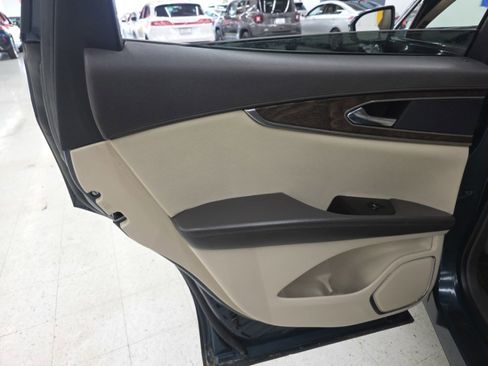 Used 2016 Lincoln MKX Reserve w/ Climate Package AWD/4WD image 16
