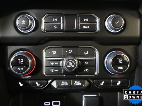 Certified 2024 Chevrolet Suburban Z71 w/ Luxury Package image 27