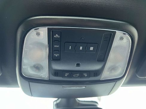 Used 2023 Dodge Durango R/T image 33