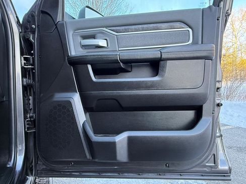 Used 2019 RAM 2500 Big Horn image 26