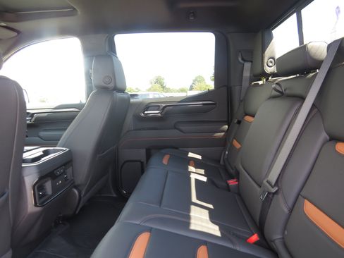 Used 2026 GMC Sierra 1500 AT4 w/ AT4 Premium Package AWD/4WD image 13