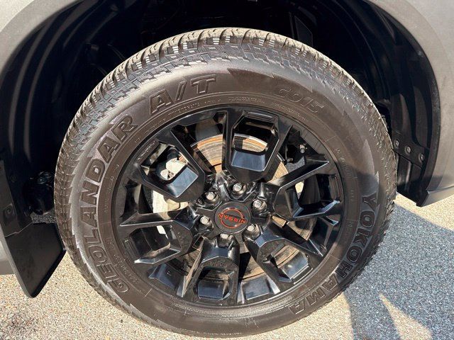 Used 2026 Nissan Armada PRO-4X AWD/4WD image 10