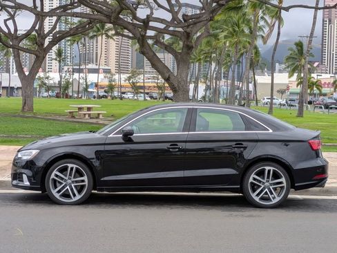 Used 2019 Audi A3 2.0T Premium w/ Convenience Package FWD image 2