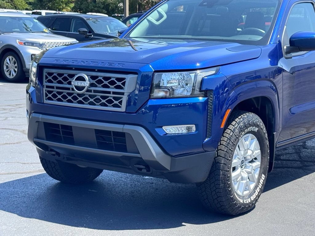 Used 2023 Nissan Frontier SV w/ SV Convenience Package AWD/4WD image 32