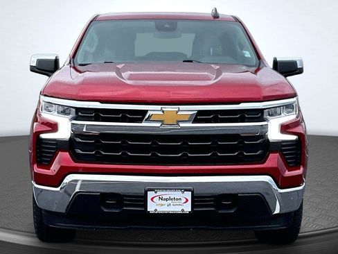 Used 2023 Chevrolet Silverado 1500 LT w/ Z71 Off-Road Package AWD/4WD image 3