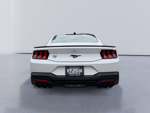 Used 2026 Ford Mustang Coupe RWD image 4