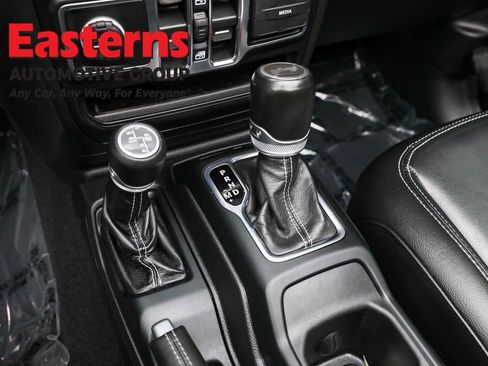 Used 2021 Jeep Wrangler Unlimited Sahara w/ Cold Weather Group AWD/4WD image 13