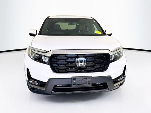 Used 2023 Honda Passport EX-L image 2