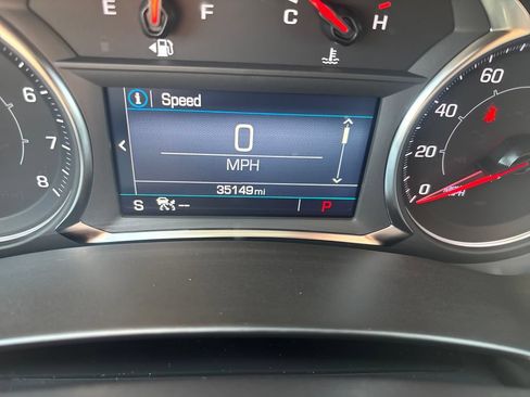 Used 2024 GMC Terrain SLE w/ Driver Convenience Package FWD image 22