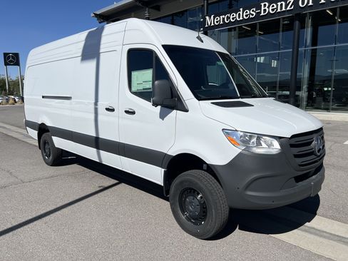 New 2026 Mercedes-Benz Sprinter 2500 image 5