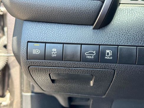 Used 2022 Toyota Camry XSE w/ Navigation Package FWD image 31