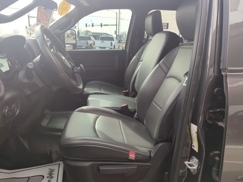 Used 2024 RAM 2500 Tradesman w/ Chrome Appearance Group image 19