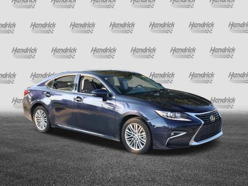 Used 2017 Lexus ES 350 w/ Accessory Package 2 FWD image 2
