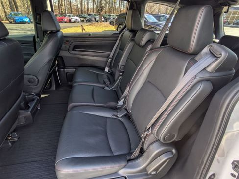 Used 2025 Honda Odyssey Sport-L image 23