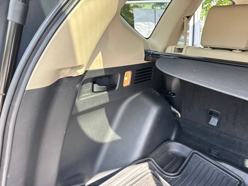 Used 2020 Honda CR-V Touring image 38