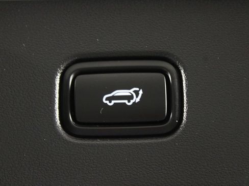 Certified 2025 Hyundai Tucson SEL FWD image 18