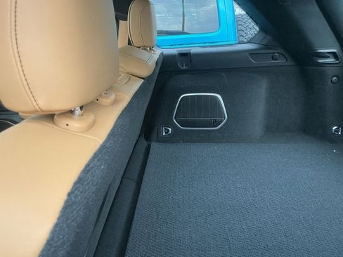 Used 2022 Jeep Grand Cherokee Summit w/ Luxury Tech Group V image 8